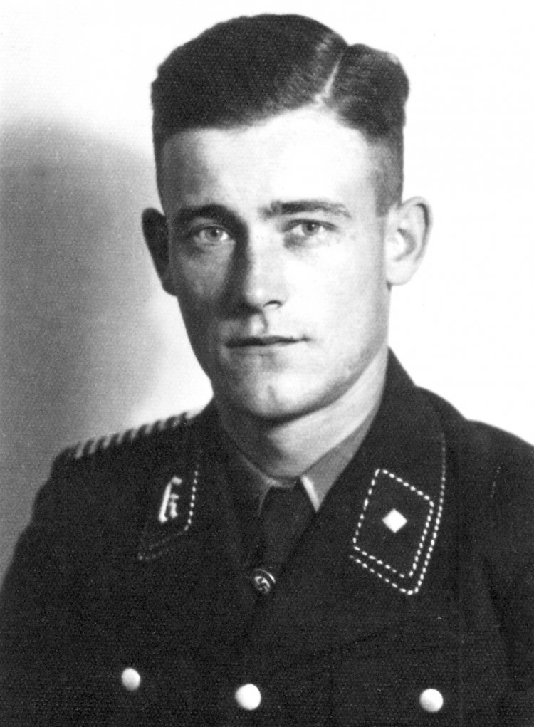 SS-Unterscharführer Karl Hänsel.
Erkennungsdienst des KZ Flossenbürg, 1938
Bundesarchiv, Berlin